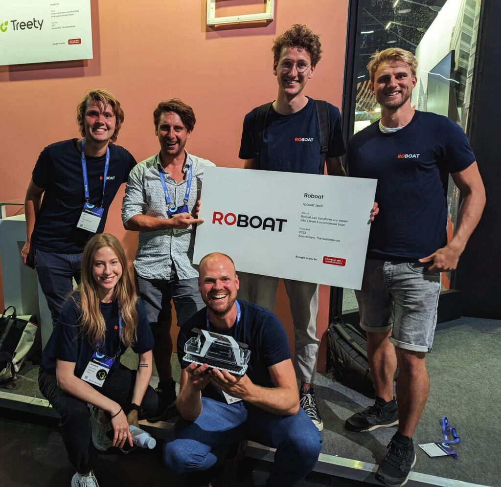 Roboat Team at TNW event